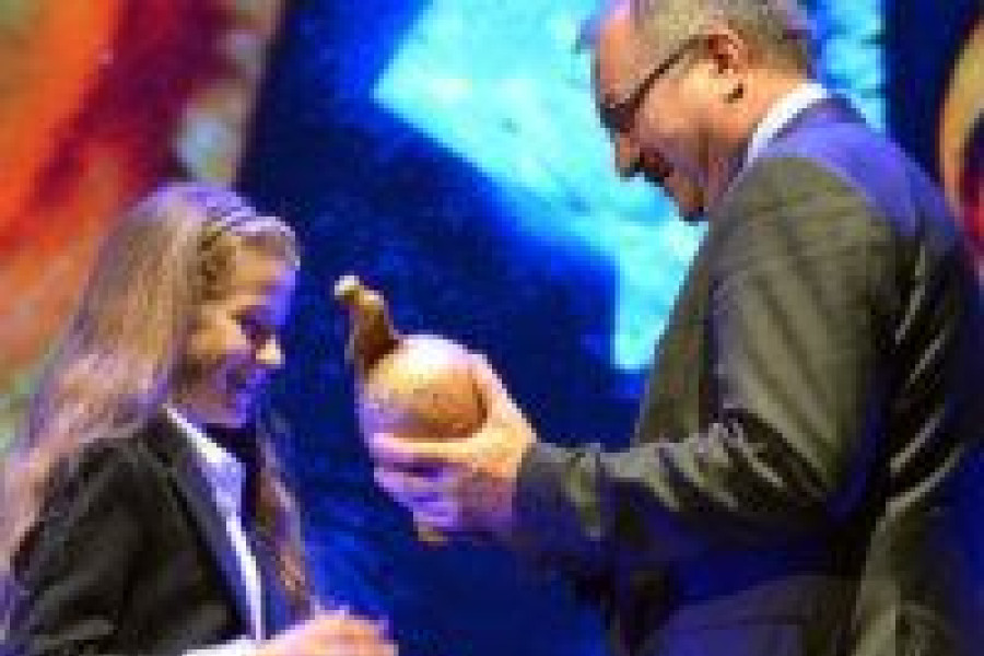 dziewczynka cezary przybylski