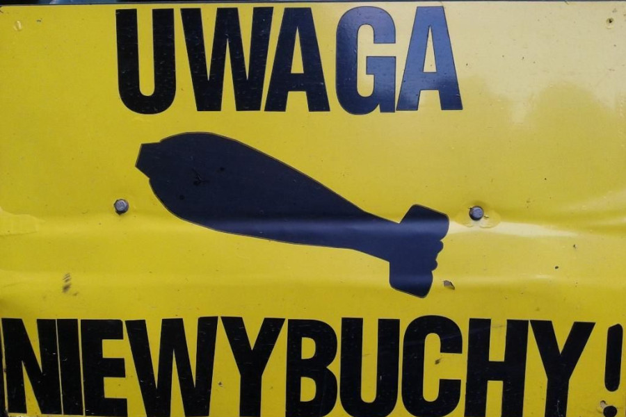 znak uwaga niewybuch