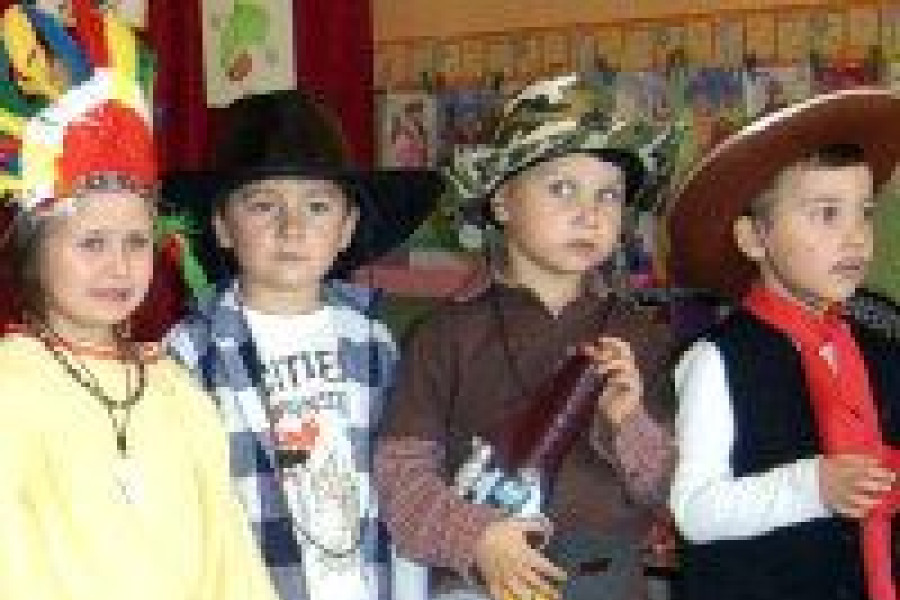 dziecko przedszkole przebranie