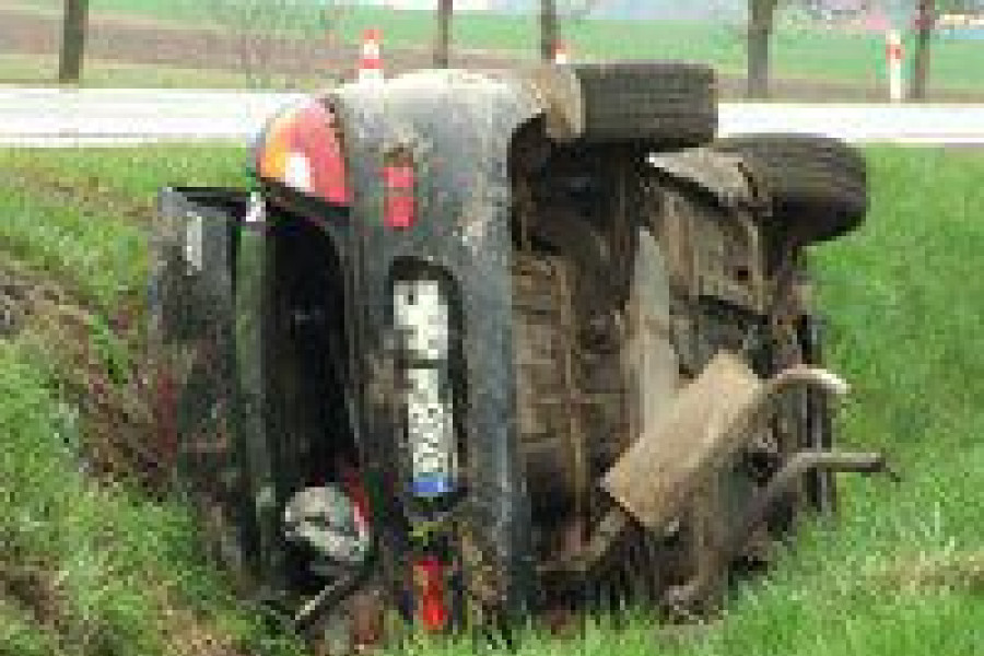 wypadek brzeźnik neon wrak