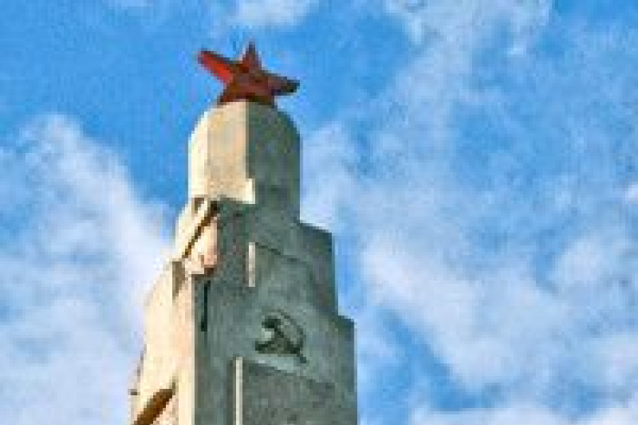 pomnik obelisk armia czerwona