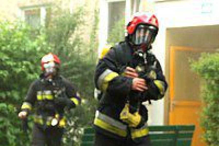 strażak maska pożar starzyńskiego