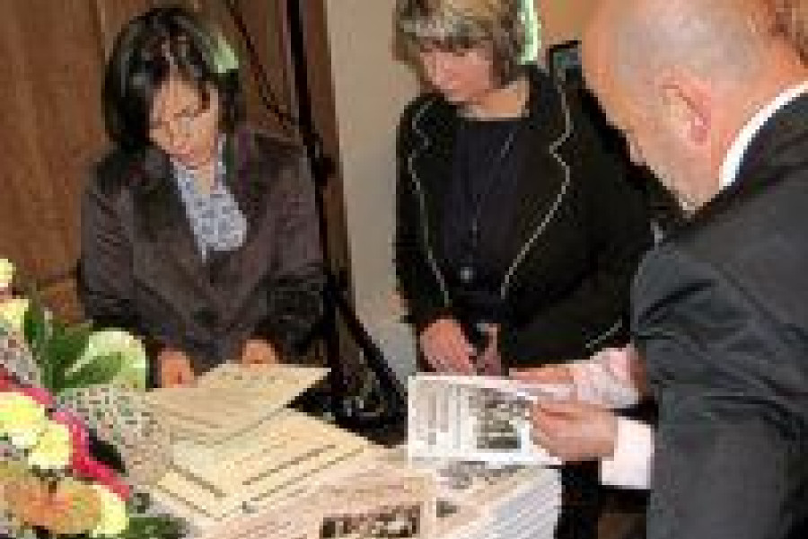 naukowiec muzeum ceramiki publikacja