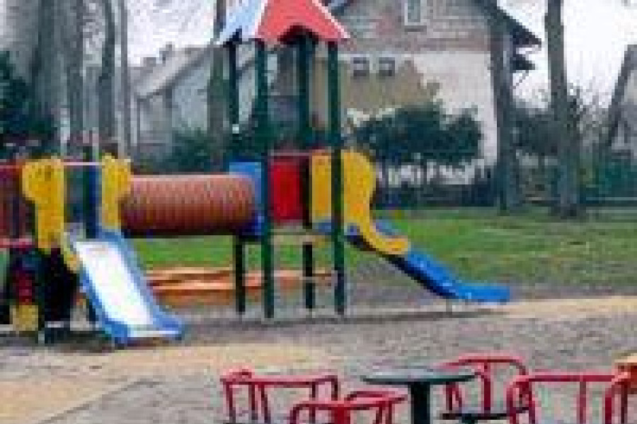 plac zabaw nowogrodziec