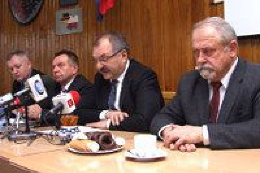 powiat zarząd stasik przybylski chwojnicki kwaśniewski