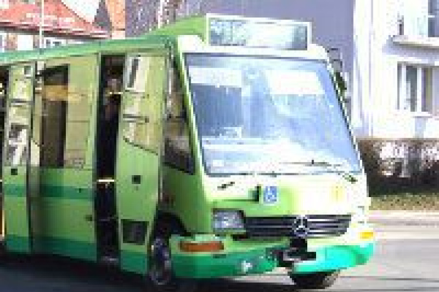 autobus mzk kolizja jeleniogórska