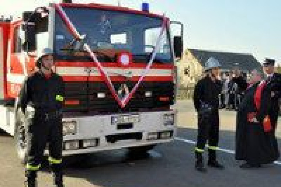 straż osp renault czerna