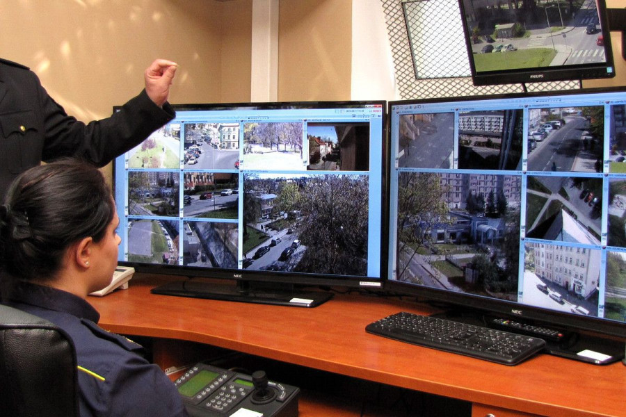 strażniczka monitoring