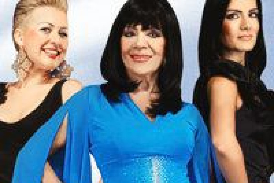 kobieta tercet egzotyczny