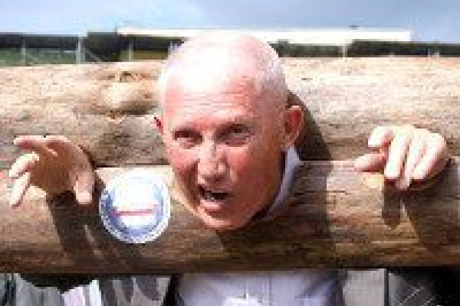 mężczyzna dyby dni miasta