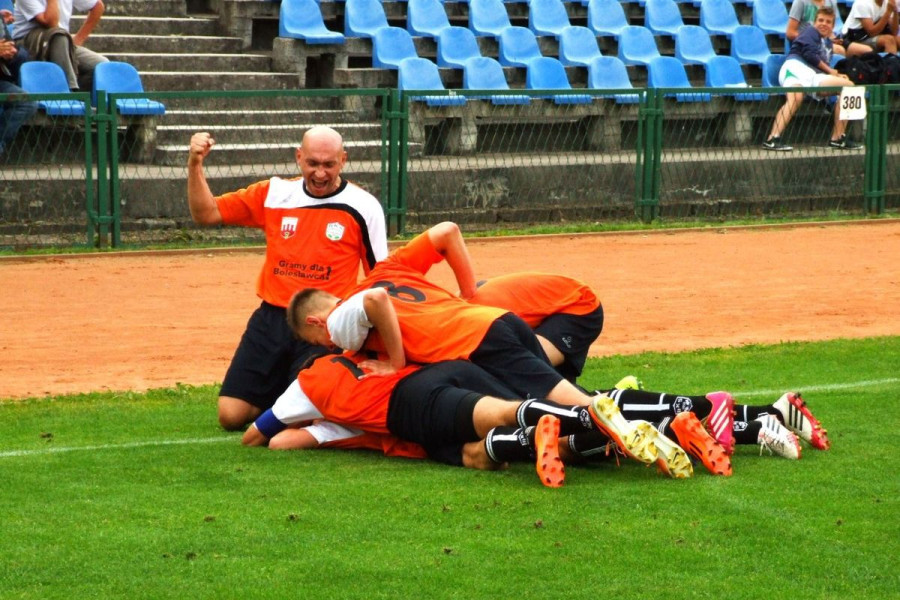 bks bobrzanie piłkarz