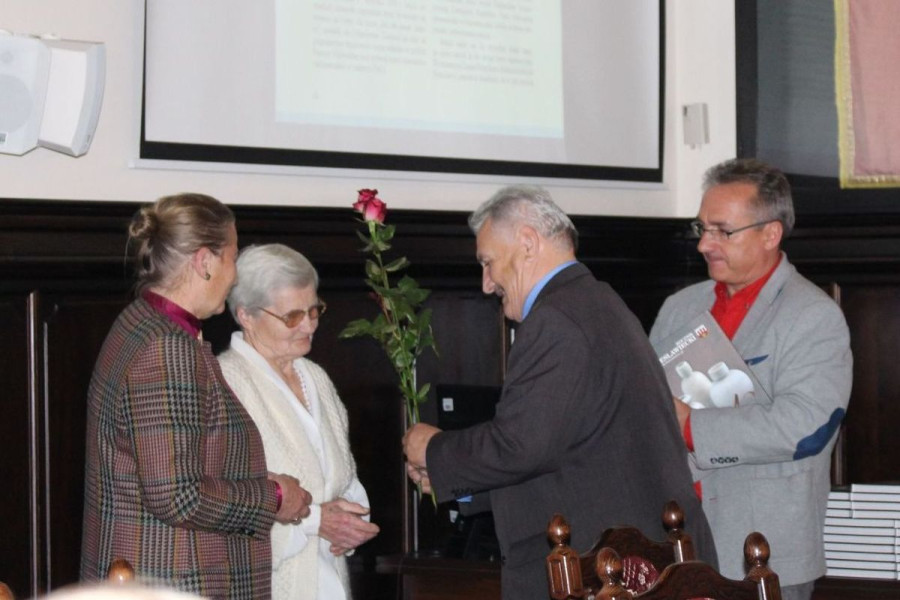 rocznik  muzeum cearmiki