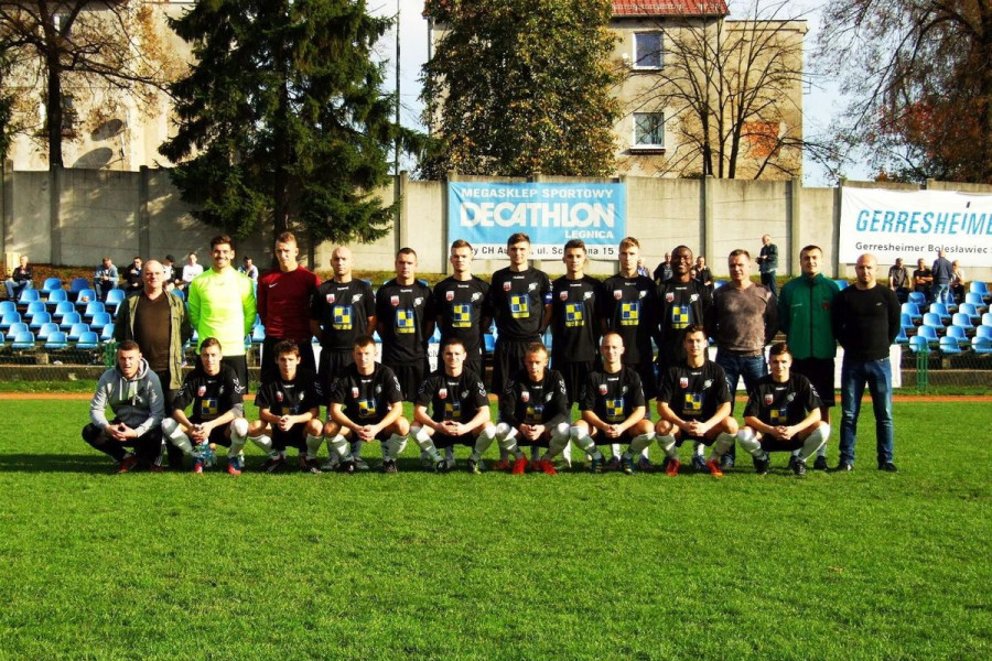 bks bobrzanie skład piłkarz