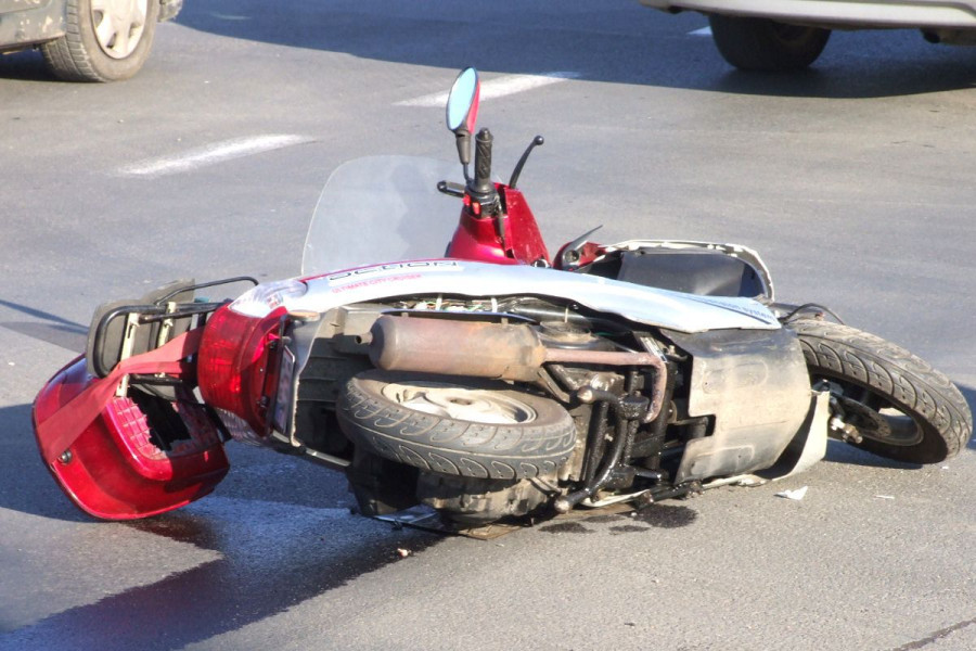 skuter kolizja auto obwodnica