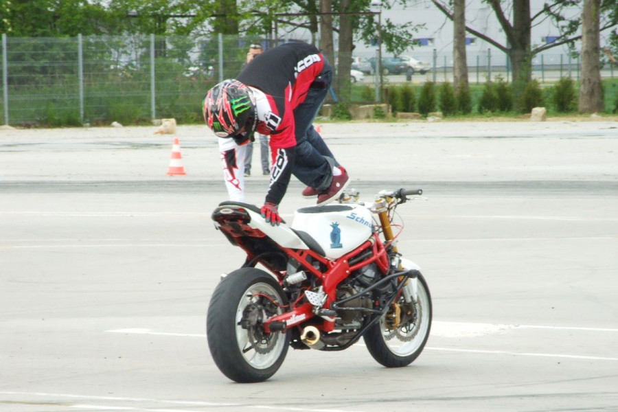 rafał pasierbek stunter 13 motocykl