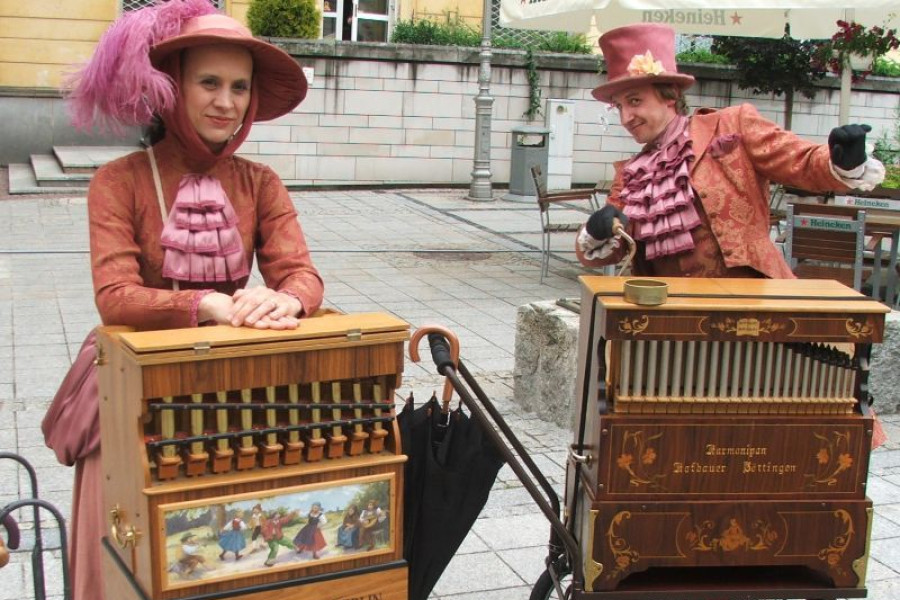 katarynka kataryniarz