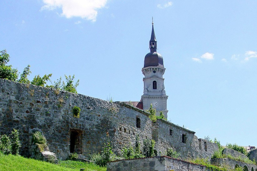 klasztor nowogrodziec