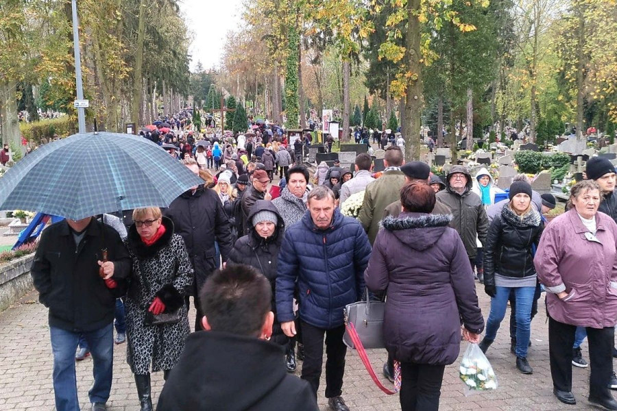 cmentarz  wszystkich świętych