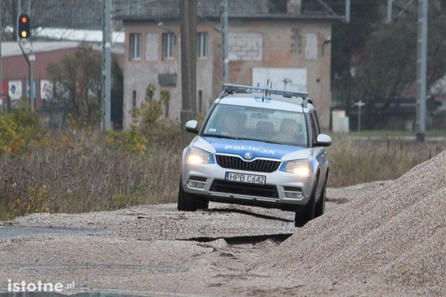 radiowóz  rampa kolejowa