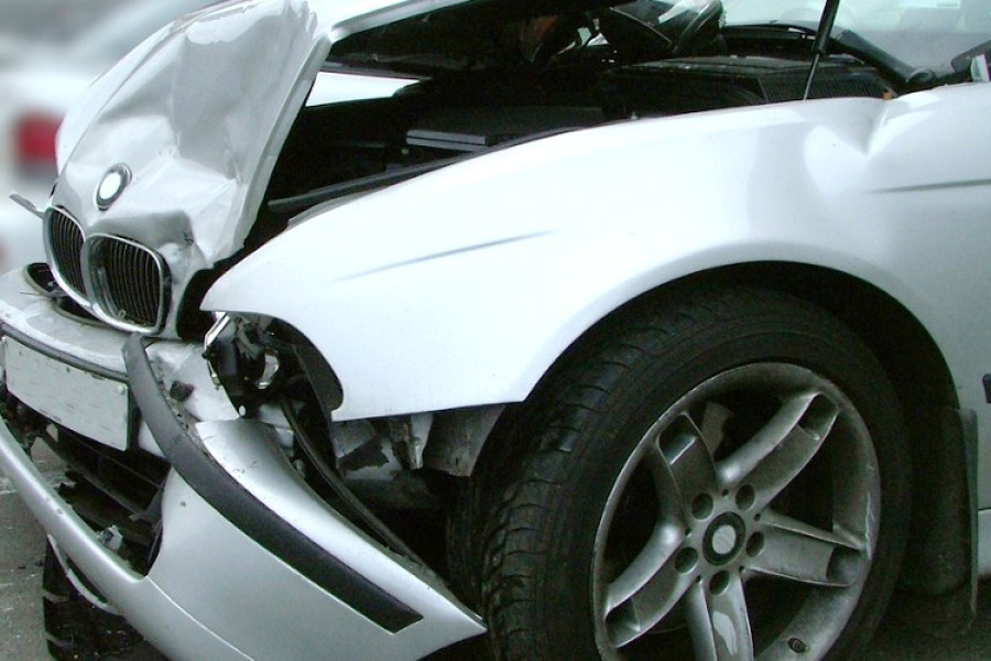 bmw  wypadek