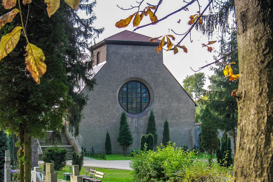 kaplica cmentarz