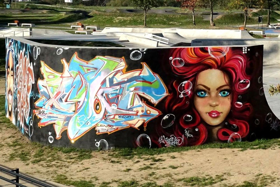 graffiti wiadukt plaza