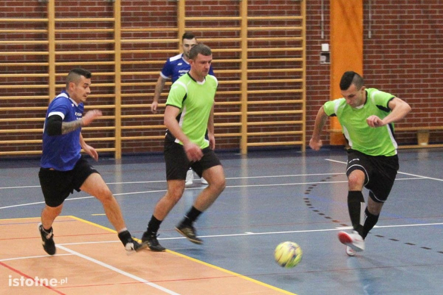 piłka halowa halówka