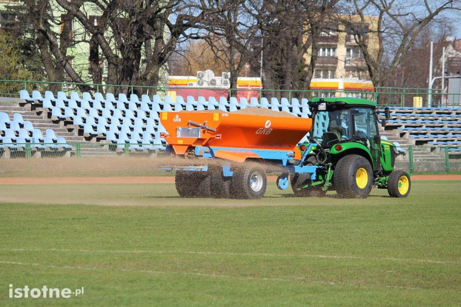 spółdzielcza murawa stadion