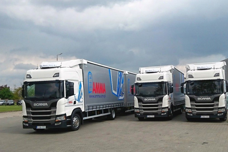 samochód amma ciężarówka