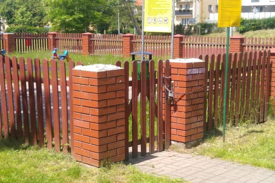 plac zabaw kłódka