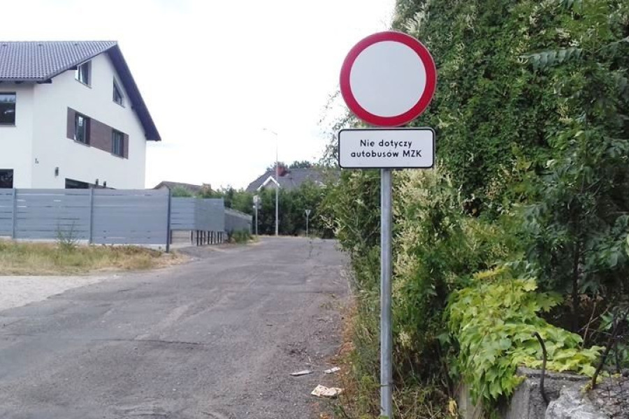 zakaz znak b1 kosiby