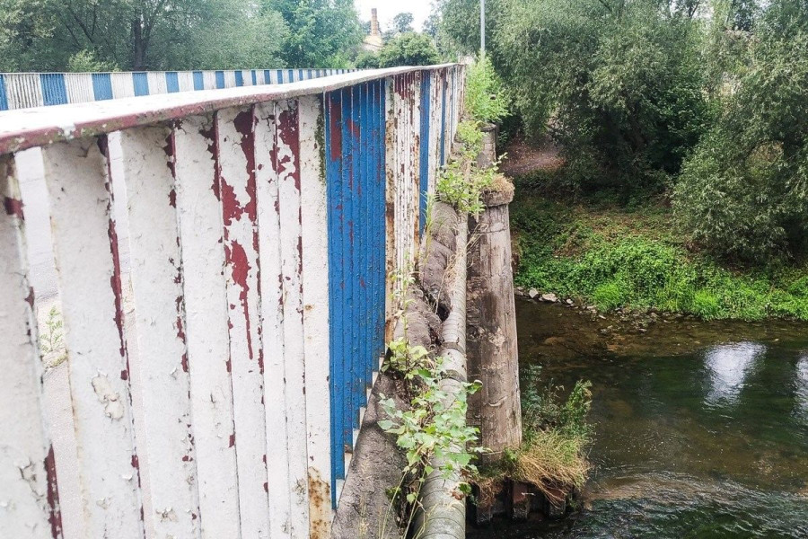 most mostowa barierka