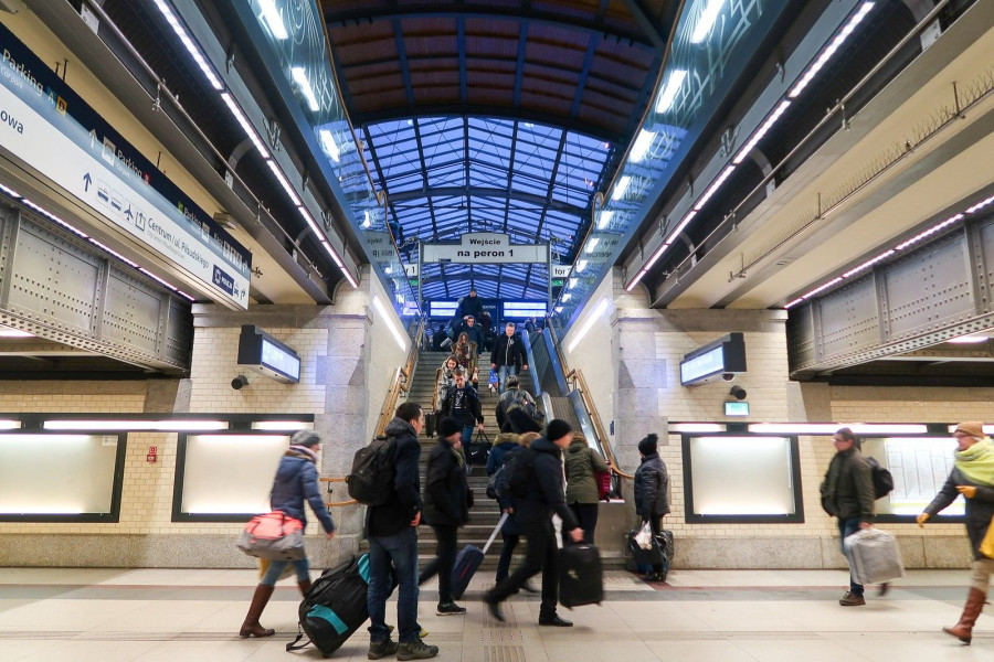 dworzec kolej pkp podróżni