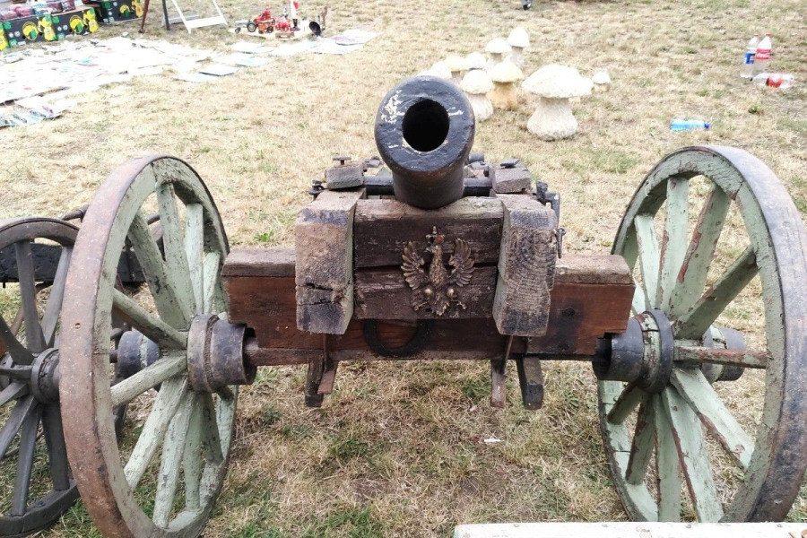 armata giełda staroci