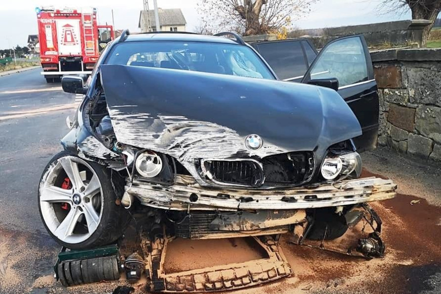 kolizja bmw warta bolesławiecka