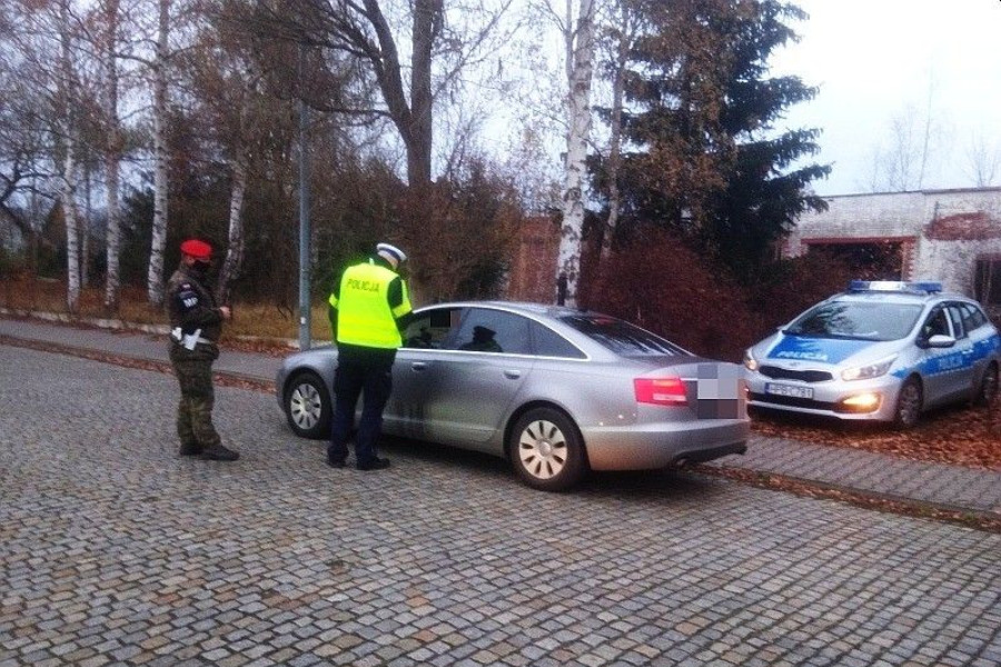 policja żandarm kontrola