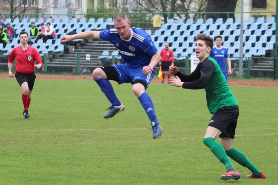 piłkarz mecz bks olimpia kamienna góra