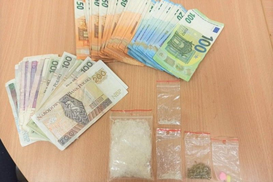 pieniądze narkotyki