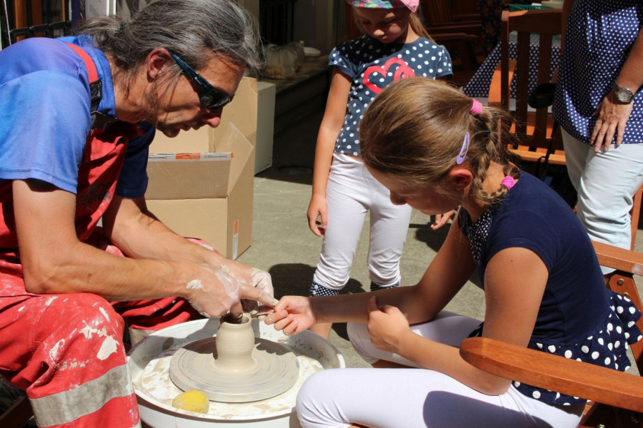 koło glina mężczyzna dziecko