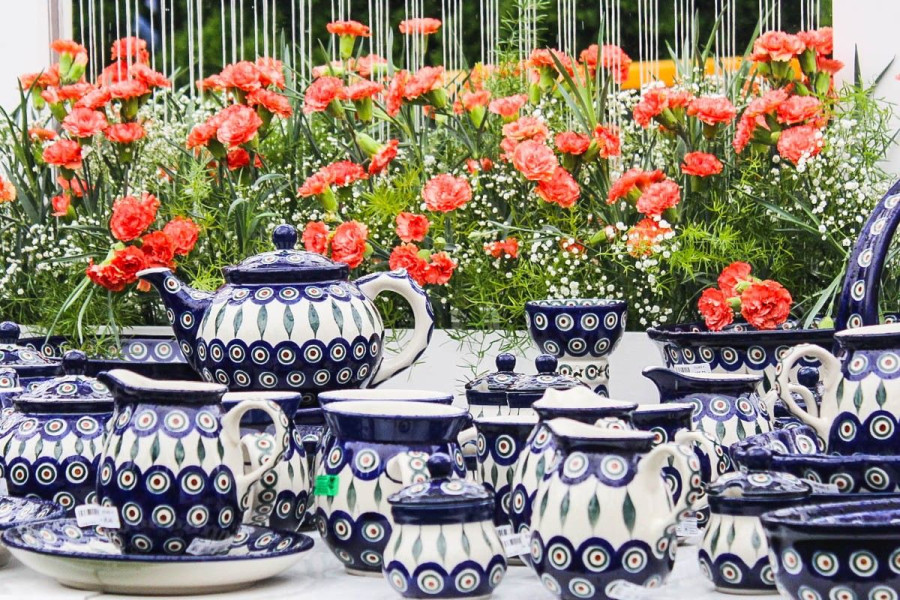 ceramika kwiaty ceramika artystyczna