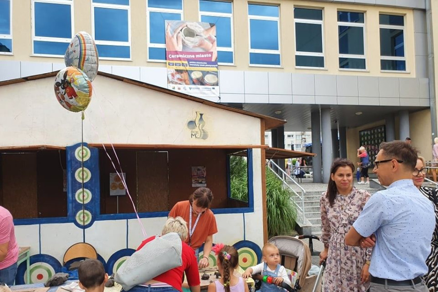 warsztaty domki ludzie