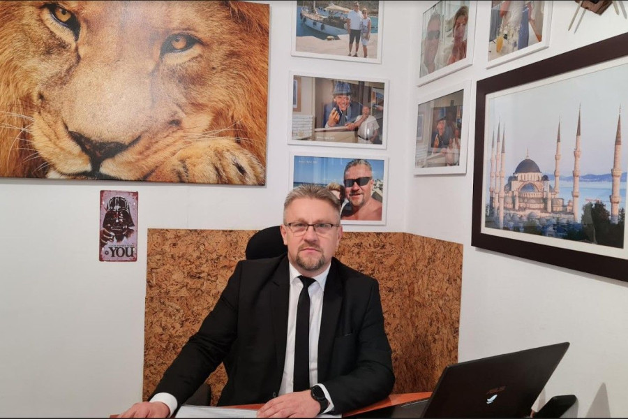 zbigniew zawada biuro ronin