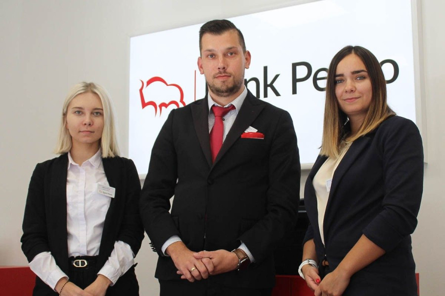 pracownicy Pekao S.A.