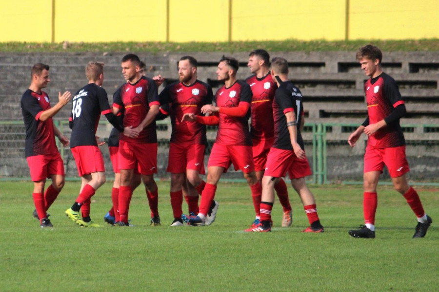 bks mecz włókniarz leśna