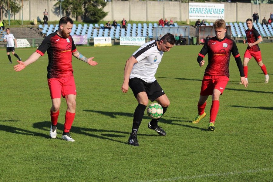 mecz bks bolesławiec twardy świętoszów