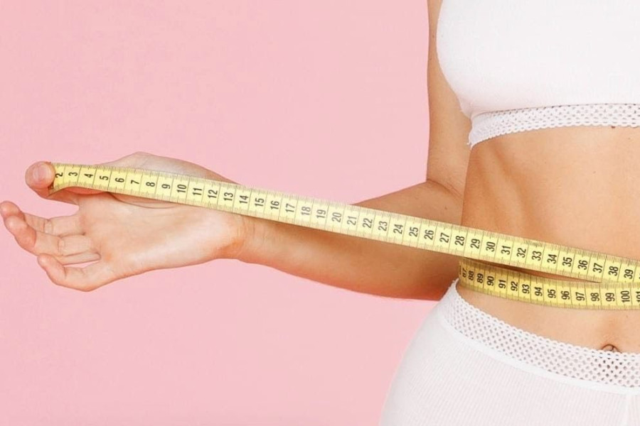 kobieta talia centymetr