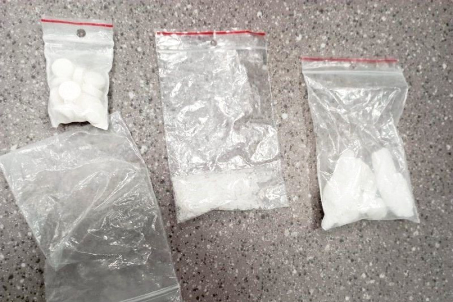 lwówek woreczki narkotyk