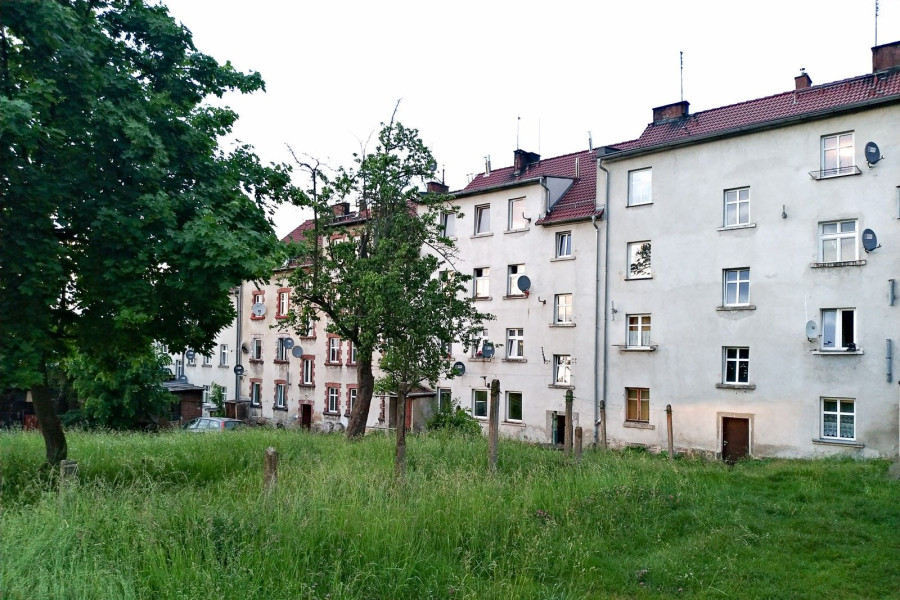 dom trawa garncarska