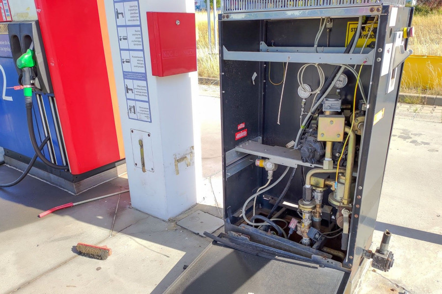 stacja paliw