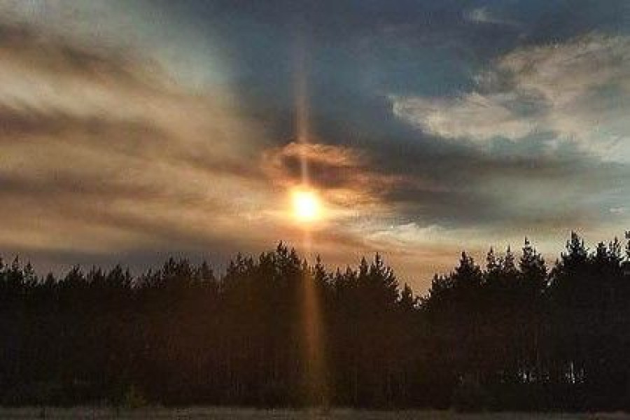 niebo chmury słońce